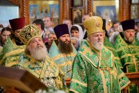27-Епископ Амфилохий сослужил Главе Православной Церкви Казахстана за всенощным бдением в канун празднования 50-летия преставления преподобного Севастиана Карагандинского