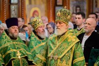 28-Епископ Амфилохий сослужил Главе Православной Церкви Казахстана за всенощным бдением в канун празднования 50-летия преставления преподобного Севастиана Карагандинского