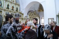 14-В пятницу первой седмицы Великого поста епископ Амфилохий совершил Литургию Преждеосвященных Даров и чин освящения колива