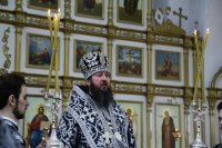 22-В пятницу первой седмицы Великого поста епископ Амфилохий совершил Литургию Преждеосвященных Даров и чин освящения колива