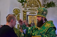 24-Служение епископа Амфилохия в канун дня Святой Троицы