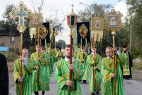 10-В память преподобного Севастиана по улицам Караганды прошел крестный ход, и состоялось открытие монумента святому