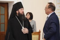1-Епископ Амфилохий принял участие в работе круглого стола, посвященного Дню духовного согласия