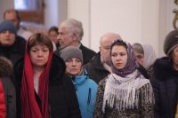 5-В воскресный день епископ Амфилохий возглавил служение Божественной Литургии в кафедральном соборе
