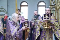 17-«Троицы Святыя служителю, земный Ангеле и небесный человече, духовнаго Оптинскаго старчества преемниче». 50-лет со дня преставления преподобного Севастиана Карагандинского в главном храме Рудного Алтая (+ВИДЕО)
