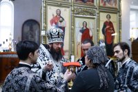 28-В среду второй седмицы Святой Четыредесятницы епископ Амфилохий совершил Литургию Преждеосвященных Даров в Свято-Зиновьевском храме столицы Рудного Алтая