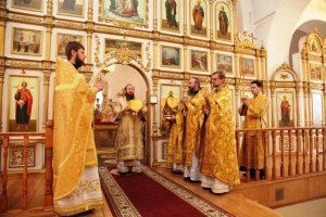 Божественная Литургия в Неделю 14-ю по Пятидесятнице в Андреевском кафедральном соборе города Усть-Каменогорска