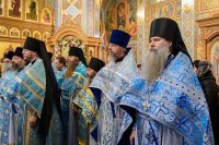 15-Епископ Амфилохий принял участие в праздновании в честь Иверской иконы Пресвятой Богородицы в Иверско-Серафимовском монастыре Алма-Аты