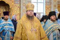 16-Епископ Амфилохий принял участие в праздновании в честь Иверской иконы Пресвятой Богородицы в Иверско-Серафимовском монастыре Алма-Аты
