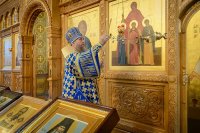 20-Епископ Амфилохий принял участие в праздновании в честь Иверской иконы Пресвятой Богородицы в Иверско-Серафимовском монастыре Алма-Аты