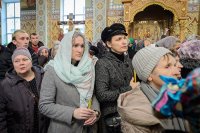 29-Епископ Амфилохий принял участие в праздновании в честь Иверской иконы Пресвятой Богородицы в Иверско-Серафимовском монастыре Алма-Аты