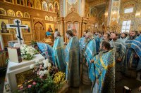 34-Епископ Амфилохий принял участие в праздновании в честь Иверской иконы Пресвятой Богородицы в Иверско-Серафимовском монастыре Алма-Аты