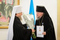11-Управляющий Усть-Каменогорской епархией принял участие в последнем в 2016 году заседании Синода Митрополичьего округа в Республике Казахстан