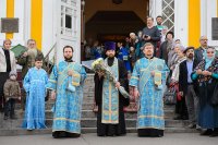 2-Епископ Амфилохий во второе воскресение Великого поста принял участие в молитвенном прославлении Феодоровской иконы Пресвятой Богородицы в Алматы