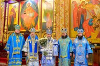 28-Епископ Амфилохий во второе воскресение Великого поста принял участие в молитвенном прославлении Феодоровской иконы Пресвятой Богородицы в Алматы