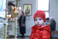 3-«Грядый Господь на вольную страсть». В Великую Среду епископ Амфилохий совершил последнюю Литургию Преждеосвященных Даров