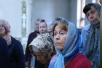 12-«Грядый Господь на вольную страсть». В Великую Среду епископ Амфилохий совершил последнюю Литургию Преждеосвященных Даров