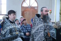 17-«Грядый Господь на вольную страсть». В Великую Среду епископ Амфилохий совершил последнюю Литургию Преждеосвященных Даров