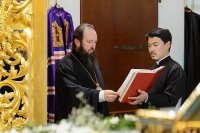 6-В канун праздника Успения Божией Матери Управляющий Усть-Каменогорской и Семипалатинской епархией сослужил митрополиту Астанайскому и Казахстанскому Александру за всенощным бдением в главном храме Казахстанского Митрополичьего округа