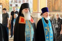 7-В канун праздника Успения Божией Матери Управляющий Усть-Каменогорской и Семипалатинской епархией сослужил митрополиту Астанайскому и Казахстанскому Александру за всенощным бдением в главном храме Казахстанского Митрополичьего округа