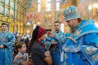 33-В канун праздника Успения Божией Матери Управляющий Усть-Каменогорской и Семипалатинской епархией сослужил митрополиту Астанайскому и Казахстанскому Александру за всенощным бдением в главном храме Казахстанского Митрополичьего округа