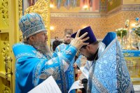 37-В канун праздника Успения Божией Матери Управляющий Усть-Каменогорской и Семипалатинской епархией сослужил митрополиту Астанайскому и Казахстанскому Александру за всенощным бдением в главном храме Казахстанского Митрополичьего округа