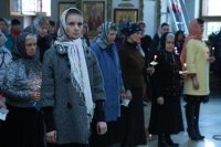 12-Епископ Амфилохий совершил утреню с чтением двенадцати Страстных Евангелий в кафедральном храме Усть-Каменогорска