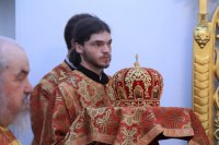 17-В Неделю о самаряныне Преосвященнейший епископ Амфилохий совершил Божественную Литургию в Андреевском кафедральном соборе Усть-Каменогорска
