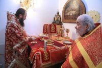 18-В Неделю о самаряныне Преосвященнейший епископ Амфилохий совершил Божественную Литургию в Андреевском кафедральном соборе Усть-Каменогорска
