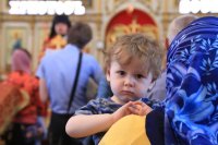 24-В Неделю о самаряныне Преосвященнейший епископ Амфилохий совершил Божественную Литургию в Андреевском кафедральном соборе Усть-Каменогорска