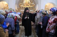 36-В Неделю о самаряныне Преосвященнейший епископ Амфилохий совершил Божественную Литургию в Андреевском кафедральном соборе Усть-Каменогорска