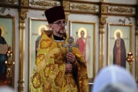27-В Неделю 6-ю по Пятидесятнице епископ Амфилохий совершил Божественную Литургию в Свято-Андреевском кафедральном соборе города Усть-Каменогорска