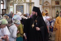 39-В Неделю 6-ю по Пятидесятнице епископ Амфилохий совершил Божественную Литургию в Свято-Андреевском кафедральном соборе города Усть-Каменогорска