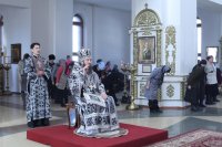 4-«Ныне силы Небесные с нами невидимо служат». В Свято-Андреевском кафедральном соборе совершена первая Литургия Преждеосвященных Даров.