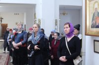 12-«Ныне силы Небесные с нами невидимо служат». В Свято-Андреевском кафедральном соборе совершена первая Литургия Преждеосвященных Даров.