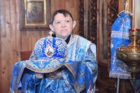 14-В субботу Акафиста епископ Амфилохий совершил Божественную Литургию в Покровском храме Усть-Каменогорска