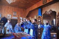 18-В субботу Акафиста епископ Амфилохий совершил Божественную Литургию в Покровском храме Усть-Каменогорска