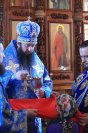 21-В субботу Акафиста епископ Амфилохий совершил Божественную Литургию в Покровском храме Усть-Каменогорска