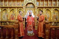 17-	 В Алма-Ате продолжается празднование 145-летия учреждения Туркестанской епархии. Литургия с участием казахстанских иерархов и архипастырей из России и Украины состоялась в Никольском соборе 