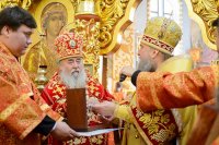 37-	 В Алма-Ате продолжается празднование 145-летия учреждения Туркестанской епархии. Литургия с участием казахстанских иерархов и архипастырей из России и Украины состоялась в Никольском соборе 