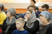 54-	 В Алма-Ате продолжается празднование 145-летия учреждения Туркестанской епархии. Литургия с участием казахстанских иерархов и архипастырей из России и Украины состоялась в Никольском соборе 