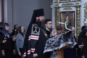Епископ Амфилохий совершил чтение заключительной части Великого покаянного канона преподобного Андрея Критского в Андреевском кафедральном соборе