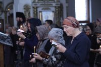 13-Епископ Амфилохий совершил чтение заключительной части Великого покаянного канона преподобного Андрея Критского в Андреевском кафедральном соборе