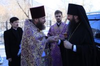 2-В Неделю 5-ю Великого поста епископ Амфилохий совершил Божественную Литургию в Богородице-Рождественском храме Усть-Каменогорска