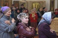 22-В Неделю 5-ю Великого поста епископ Амфилохий совершил Божественную Литургию в Богородице-Рождественском храме Усть-Каменогорска