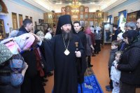 24-В Неделю 5-ю Великого поста епископ Амфилохий совершил Божественную Литургию в Богородице-Рождественском храме Усть-Каменогорска