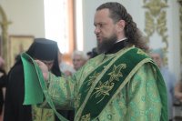 12-Накануне Святой Пятидесятницы в Свято-Андреевском кафедральном соборе было совершено праздничное Всенощное бдение