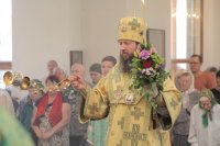 15-Накануне Святой Пятидесятницы в Свято-Андреевском кафедральном соборе было совершено праздничное Всенощное бдение