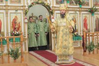 30-Накануне Святой Пятидесятницы в Свято-Андреевском кафедральном соборе было совершено праздничное Всенощное бдение