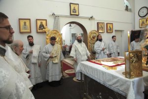 Служение епископа Амфилохия в день Троицкой родительской субботы